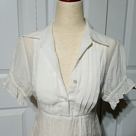 Vintage Inspired Lace Back Shirt Dress - Picture 2 of 7